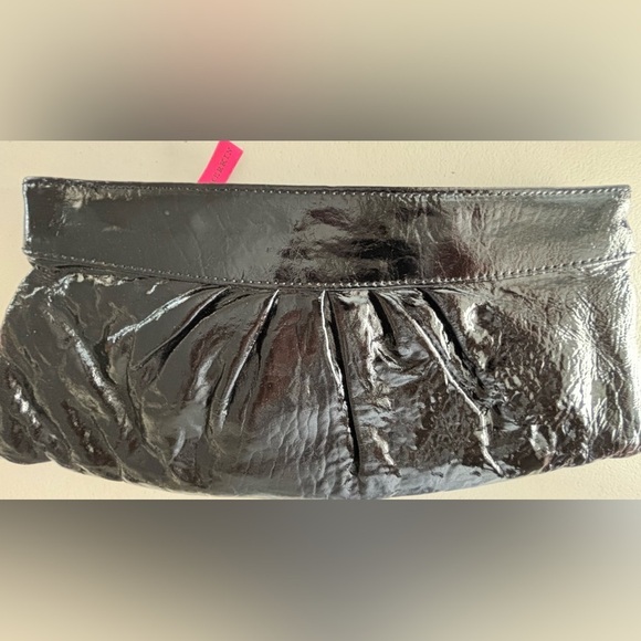 LAUREN MERKIN | Louise Glossy, clutch purse.